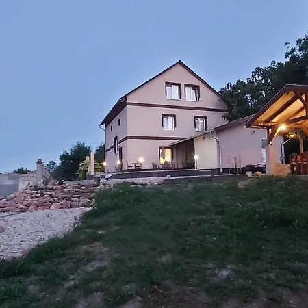 Vérteskacsa 3* Vértesacsa